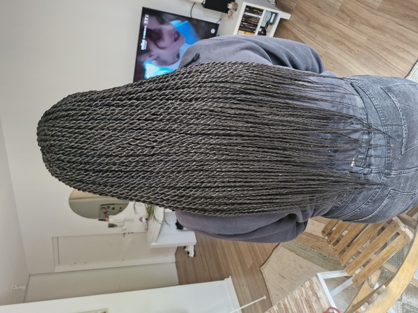 salon de coiffure afro tresse tresses box braids crochet braids vanilles tissages paris 75 77 78 91 92 93 94 95 GZMCIJFI