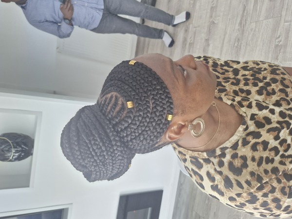salon de coiffure afro tresse tresses box braids crochet braids vanilles tissages paris 75 77 78 91 92 93 94 95 RJNVCRTT