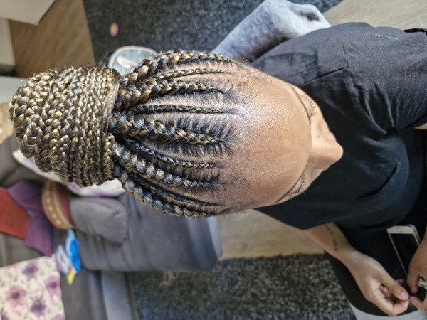 salon de coiffure afro tresse tresses box braids crochet braids vanilles tissages paris 75 77 78 91 92 93 94 95 CJAWLEJL