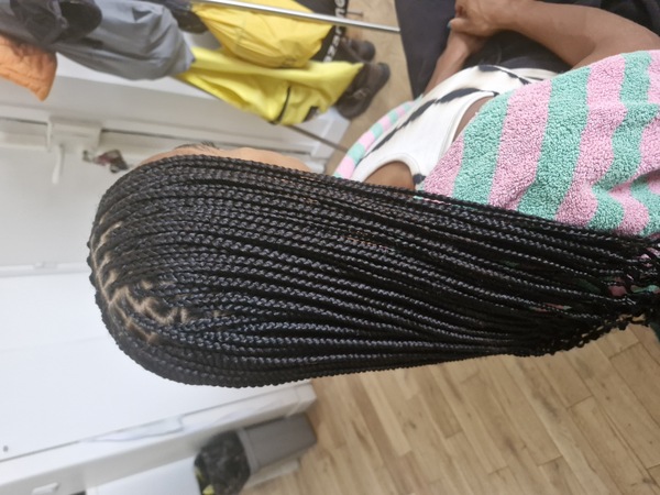 salon de coiffure afro tresse tresses box braids crochet braids vanilles tissages paris 75 77 78 91 92 93 94 95 HCVTSMND