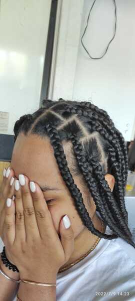 salon de coiffure afro tresse tresses box braids crochet braids vanilles tissages paris 75 77 78 91 92 93 94 95 BHPWYFLD
