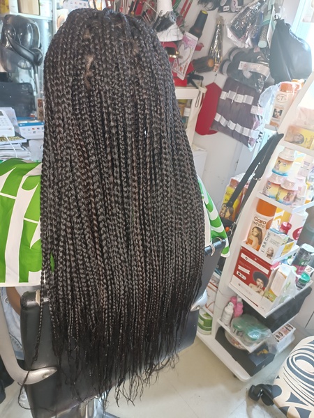 salon de coiffure afro tresse tresses box braids crochet braids vanilles tissages paris 75 77 78 91 92 93 94 95 GCHROPEQ