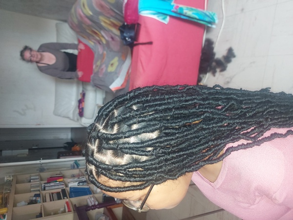 salon de coiffure afro tresse tresses box braids crochet braids vanilles tissages paris 75 77 78 91 92 93 94 95 TKUZIKAR