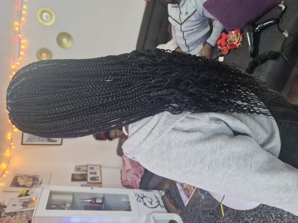 salon de coiffure afro tresse tresses box braids crochet braids vanilles tissages paris 75 77 78 91 92 93 94 95 JGHXJFUW