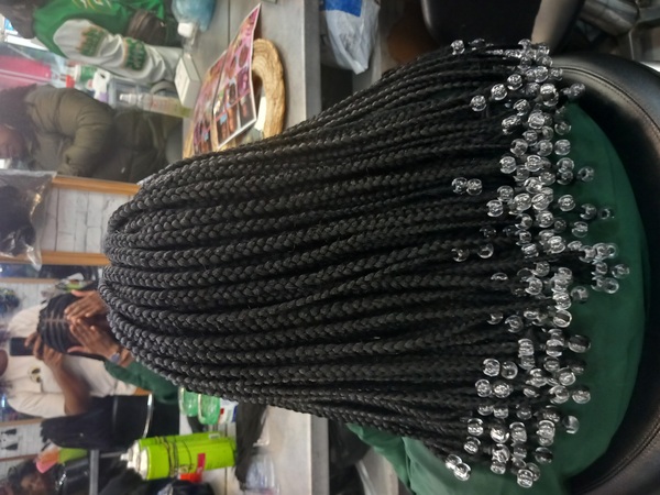 salon de coiffure afro tresse tresses box braids crochet braids vanilles tissages paris 75 77 78 91 92 93 94 95 FOOATDNA