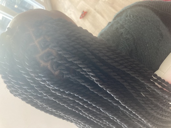 salon de coiffure afro tresse tresses box braids crochet braids vanilles tissages paris 75 77 78 91 92 93 94 95 CGUHLXYV