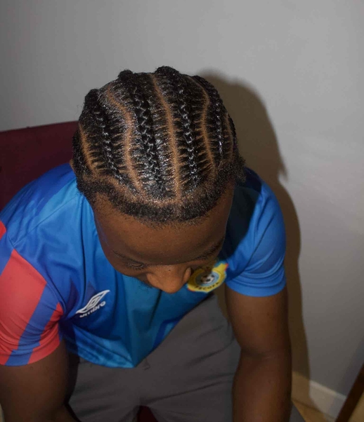 salon de coiffure afro tresse tresses box braids crochet braids vanilles tissages paris 75 77 78 91 92 93 94 95 VUNZWVZW