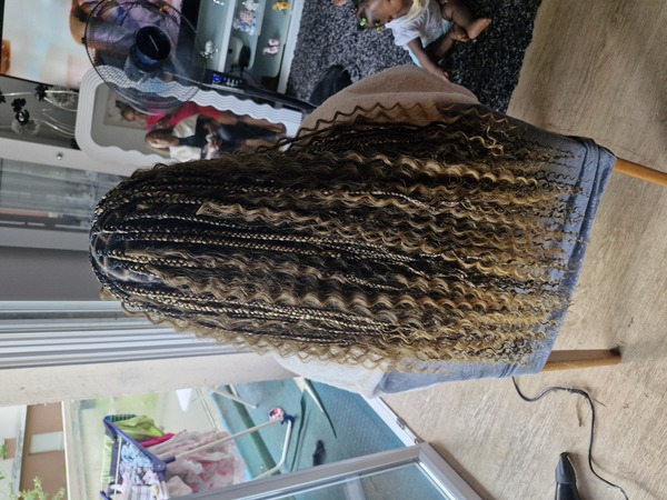 salon de coiffure afro tresse tresses box braids crochet braids vanilles tissages paris 75 77 78 91 92 93 94 95 VJYYTDON