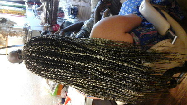 salon de coiffure afro tresse tresses box braids crochet braids vanilles tissages paris 75 77 78 91 92 93 94 95 SZCMNZYI