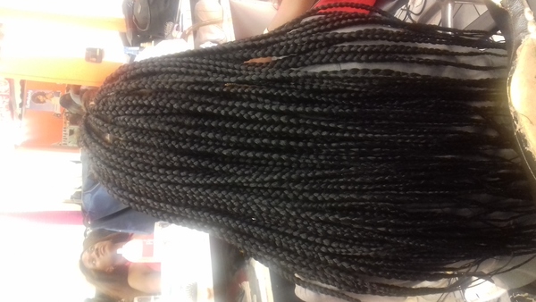 salon de coiffure afro tresse tresses box braids crochet braids vanilles tissages paris 75 77 78 91 92 93 94 95 TFXJGMUO