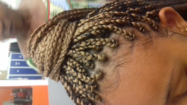 salon de coiffure afro tresse tresses box braids crochet braids vanilles tissages paris 75 77 78 91 92 93 94 95 RZVUJHLE