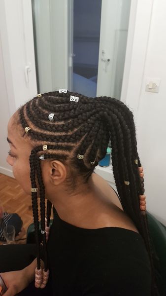 salon de coiffure afro tresse tresses box braids crochet braids vanilles tissages paris 75 77 78 91 92 93 94 95 UHMKCPYR