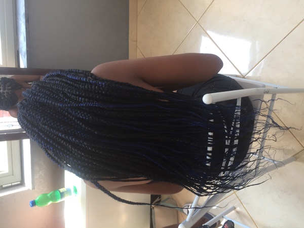 salon de coiffure afro tresse tresses box braids crochet braids vanilles tissages paris 75 77 78 91 92 93 94 95 LKBOUEMZ