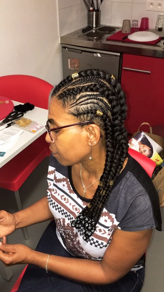 salon de coiffure afro tresse tresses box braids crochet braids vanilles tissages paris 75 77 78 91 92 93 94 95 CGFWEUIO