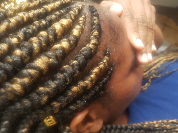 salon de coiffure afro tresse tresses box braids crochet braids vanilles tissages paris 75 77 78 91 92 93 94 95 EBOVVPJB