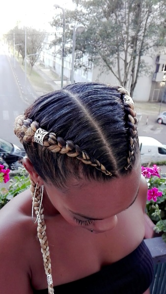 salon de coiffure afro tresse tresses box braids crochet braids vanilles tissages paris 75 77 78 91 92 93 94 95 SNYEXOQS