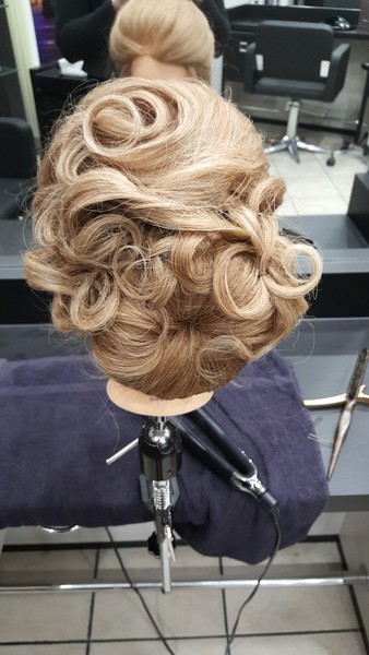 salon de coiffure afro tresse tresses box braids crochet braids vanilles tissages paris 75 77 78 91 92 93 94 95 MAGNTKTZ