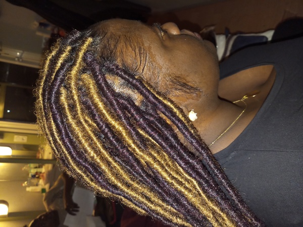 salon de coiffure afro tresse tresses box braids crochet braids vanilles tissages paris 75 77 78 91 92 93 94 95 NSNDJREM
