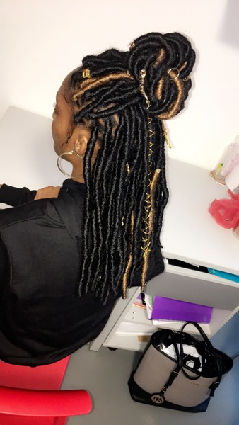 salon de coiffure afro tresse tresses box braids crochet braids vanilles tissages paris 75 77 78 91 92 93 94 95 GASLIRNH