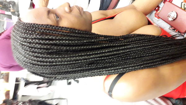 salon de coiffure afro tresse tresses box braids crochet braids vanilles tissages paris 75 77 78 91 92 93 94 95 KCDVSNFE