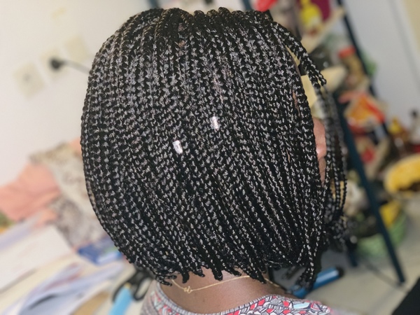 salon de coiffure afro tresse tresses box braids crochet braids vanilles tissages paris 75 77 78 91 92 93 94 95 CZUASHUT