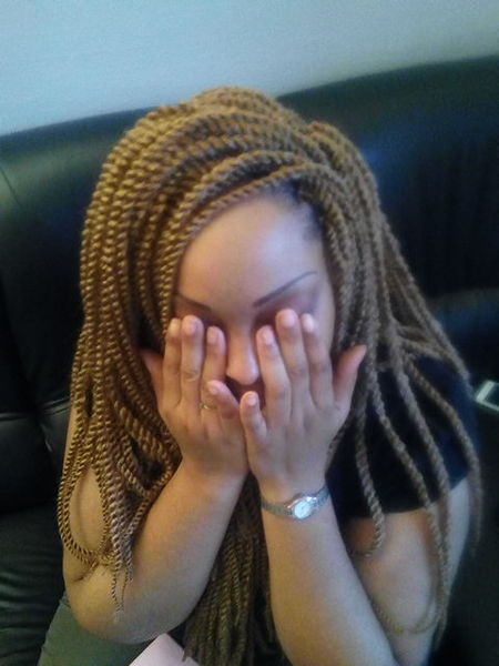salon de coiffure afro tresse tresses box braids crochet braids vanilles tissages paris 75 77 78 91 92 93 94 95 KKGPFEHS