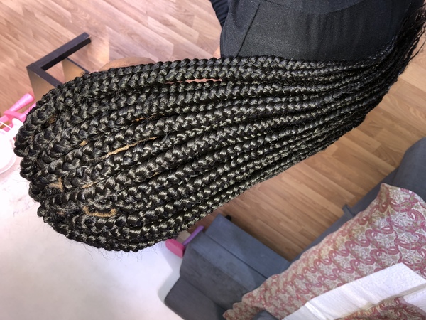 salon de coiffure afro tresse tresses box braids crochet braids vanilles tissages paris 75 77 78 91 92 93 94 95 HYDSJUUZ