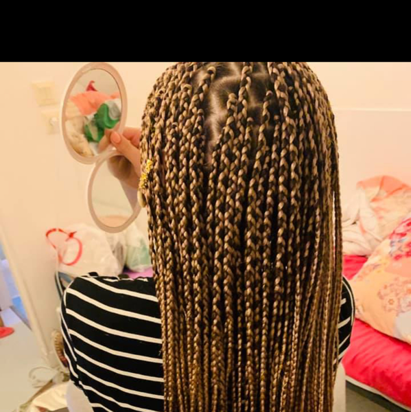 salon de coiffure afro tresse tresses box braids crochet braids vanilles tissages paris 75 77 78 91 92 93 94 95 NFNLYFSA