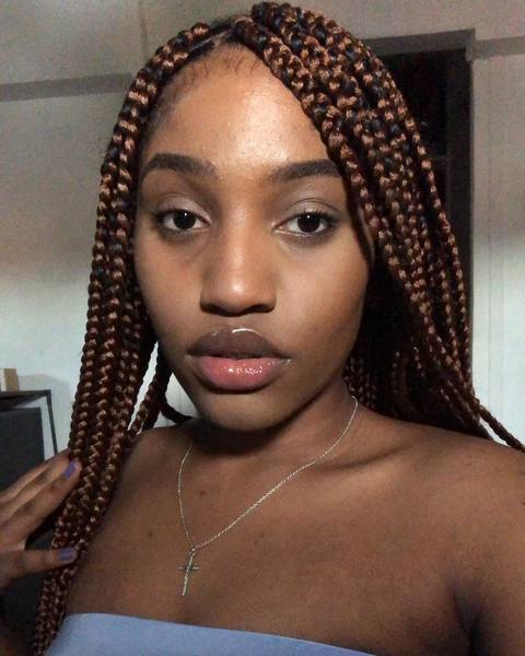 salon de coiffure afro tresse tresses box braids crochet braids vanilles tissages paris 75 77 78 91 92 93 94 95 HUEORQLE