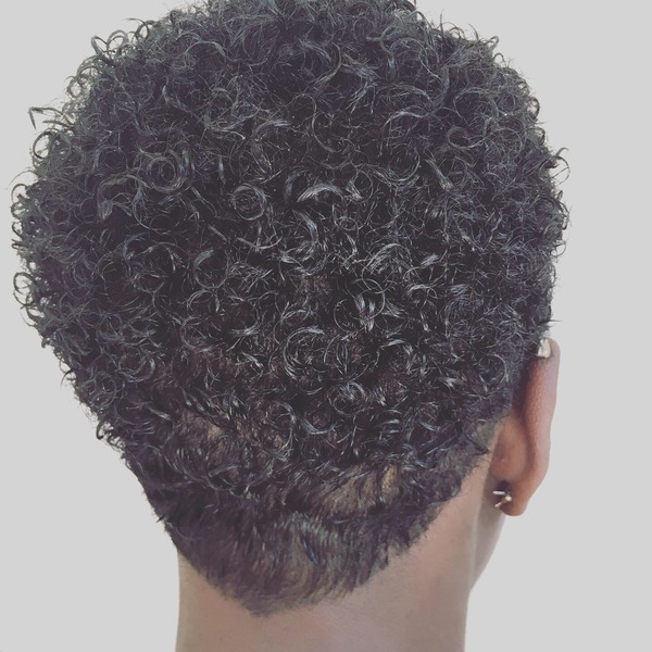 salon de coiffure afro tresse tresses box braids crochet braids vanilles tissages paris 75 77 78 91 92 93 94 95 KZDRRBJY