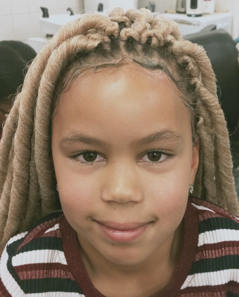 salon de coiffure afro tresse tresses box braids crochet braids vanilles tissages paris 75 77 78 91 92 93 94 95 GJQPTZKW