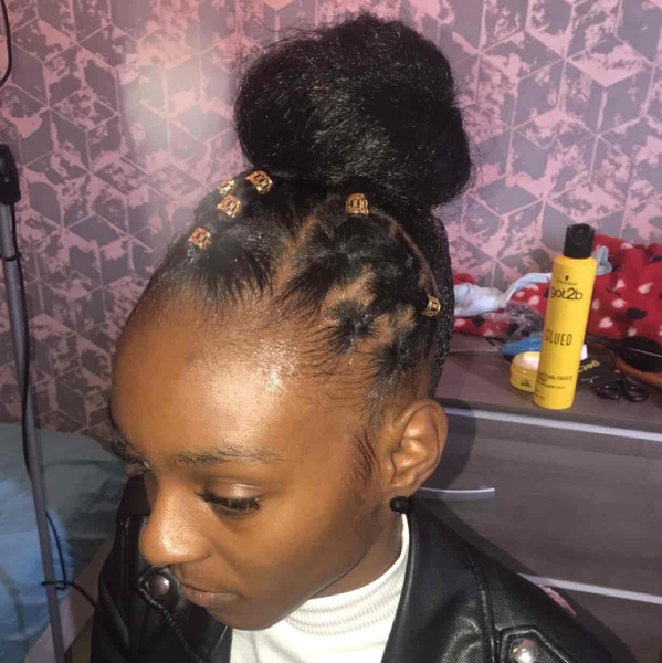 salon de coiffure afro tresse tresses box braids crochet braids vanilles tissages paris 75 77 78 91 92 93 94 95 IZZUORAO
