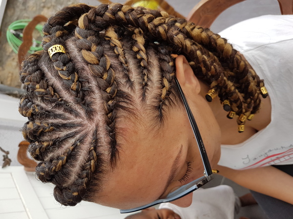 salon de coiffure afro tresse tresses box braids crochet braids vanilles tissages paris 75 77 78 91 92 93 94 95 KXNOBEQK
