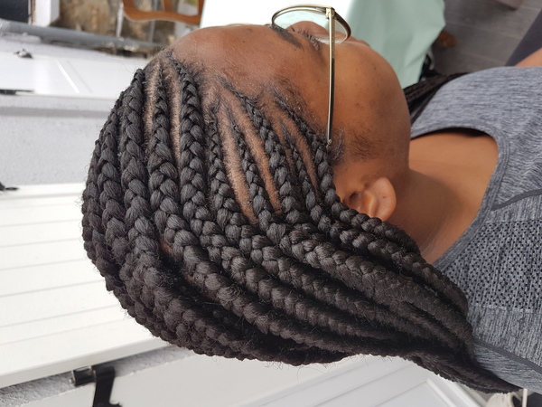 salon de coiffure afro tresse tresses box braids crochet braids vanilles tissages paris 75 77 78 91 92 93 94 95 UMTBIPUP