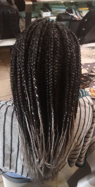 salon de coiffure afro tresse tresses box braids crochet braids vanilles tissages paris 75 77 78 91 92 93 94 95 UCWPTSEE