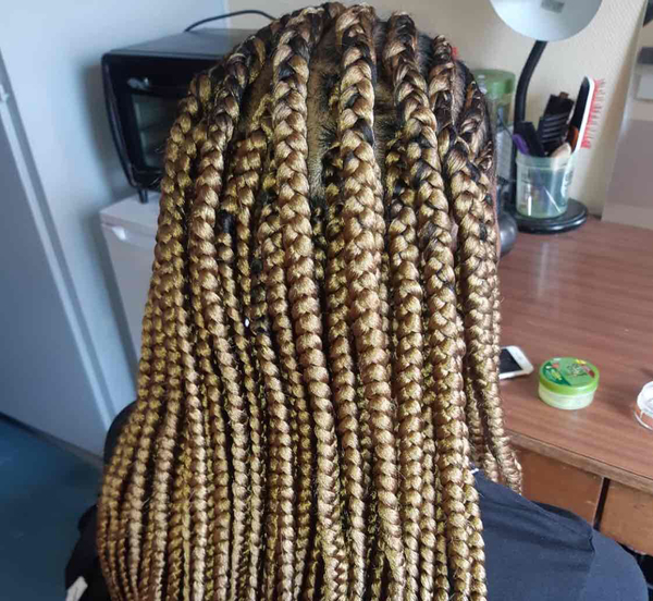 salon de coiffure afro tresse tresses box braids crochet braids vanilles tissages paris 75 77 78 91 92 93 94 95 UNXXHWZF