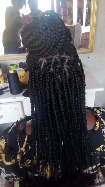 salon de coiffure afro tresse tresses box braids crochet braids vanilles tissages paris 75 77 78 91 92 93 94 95 QBOGJFAA