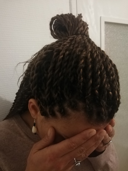 salon de coiffure afro tresse tresses box braids crochet braids vanilles tissages paris 75 77 78 91 92 93 94 95 KKBWVZAS