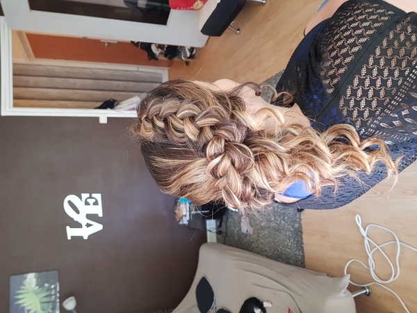 salon de coiffure afro tresse tresses box braids crochet braids vanilles tissages paris 75 77 78 91 92 93 94 95 CDIKUCZI