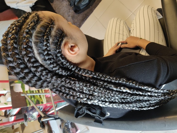 salon de coiffure afro tresse tresses box braids crochet braids vanilles tissages paris 75 77 78 91 92 93 94 95 SYNXRJHK