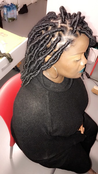 salon de coiffure afro tresse tresses box braids crochet braids vanilles tissages paris 75 77 78 91 92 93 94 95 YBYTBPYW