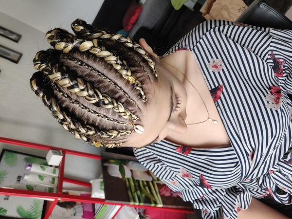 salon de coiffure afro tresse tresses box braids crochet braids vanilles tissages paris 75 77 78 91 92 93 94 95 XKDGFXCK