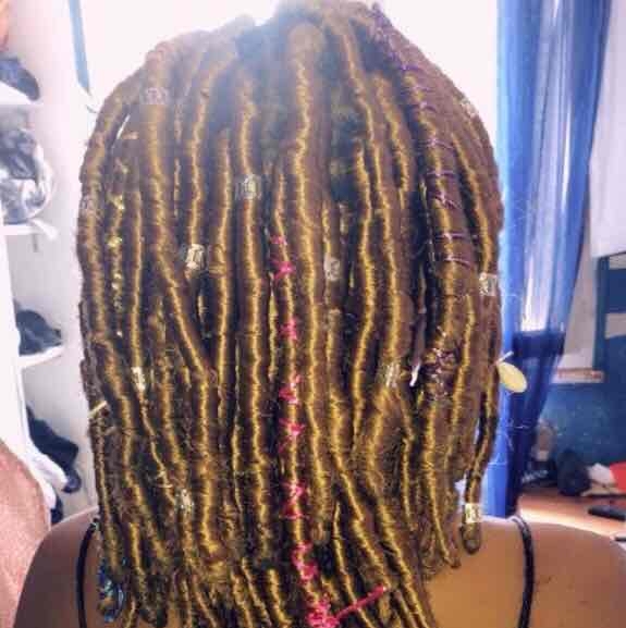 salon de coiffure afro tresse tresses box braids crochet braids vanilles tissages paris 75 77 78 91 92 93 94 95 GOFINTWO