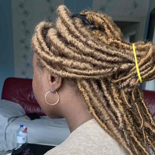 salon de coiffure afro tresse tresses box braids crochet braids vanilles tissages paris 75 77 78 91 92 93 94 95 WKFIUSNI