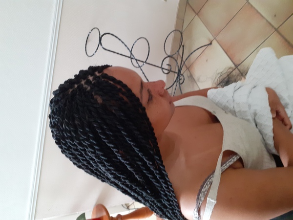 salon de coiffure afro tresse tresses box braids crochet braids vanilles tissages paris 75 77 78 91 92 93 94 95 RLUTWWTT