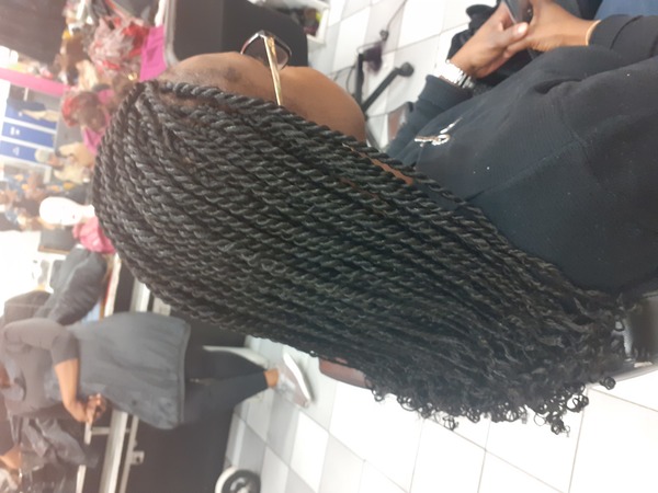 salon de coiffure afro tresse tresses box braids crochet braids vanilles tissages paris 75 77 78 91 92 93 94 95 NQMQPESL