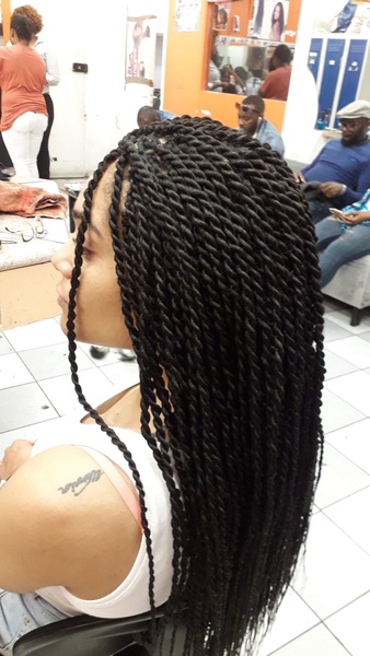 salon de coiffure afro tresse tresses box braids crochet braids vanilles tissages paris 75 77 78 91 92 93 94 95 GKKSSDLP