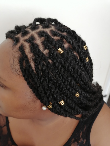 salon de coiffure afro tresse tresses box braids crochet braids vanilles tissages paris 75 77 78 91 92 93 94 95 CTKAJHUC