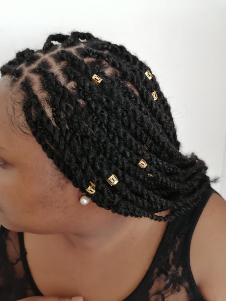 salon de coiffure afro tresse tresses box braids crochet braids vanilles tissages paris 75 77 78 91 92 93 94 95 MFRRGUGK