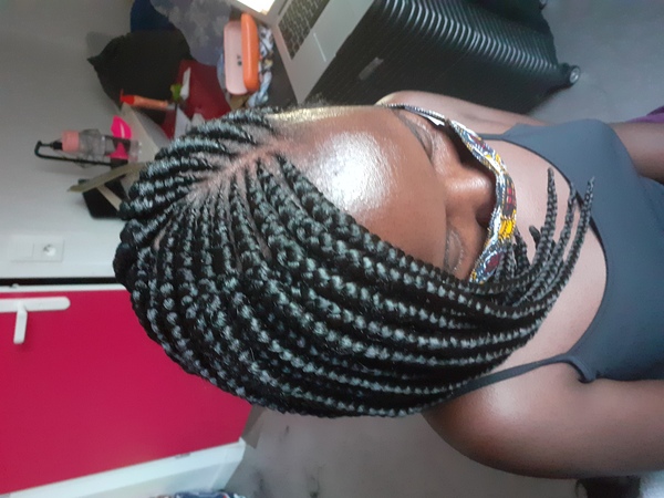 salon de coiffure afro tresse tresses box braids crochet braids vanilles tissages paris 75 77 78 91 92 93 94 95 ENRZWYHR